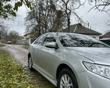 Сірий Тойота Камрі, об'ємом двигуна 2.5 л та пробігом 185 тис. км за 11300 $, фото 5 на Automoto.ua