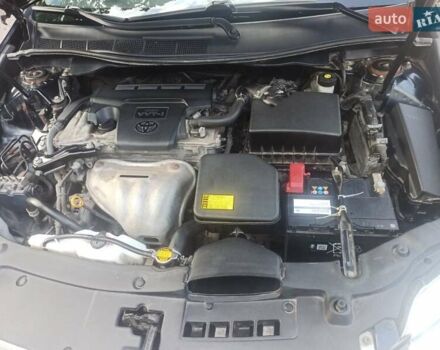 Серый Тойота Камри, объемом двигателя 2.49 л и пробегом 341 тыс. км за 13500 $, фото 2 на Automoto.ua