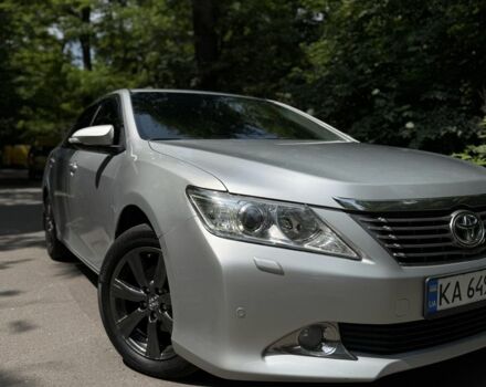 Тойота Камри 2014 в Киеве на Automoto.ua Серый Тойота Камри, объемом двигателя 0 л и пробегом 260 тыс. км за 12700 $, фото 9 на Automoto.ua