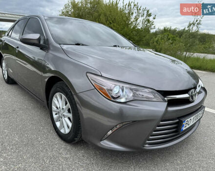 Сірий Тойота Камрі, об'ємом двигуна 2.49 л та пробігом 210 тис. км за 14950 $, фото 1 на Automoto.ua
