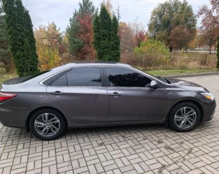 Серый Тойота Камри, объемом двигателя 2.5 л и пробегом 154 тыс. км за 13000 $, фото 2 на Automoto.ua