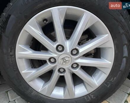 Серый Тойота Камри, объемом двигателя 2.49 л и пробегом 215 тыс. км за 15300 $, фото 12 на Automoto.ua