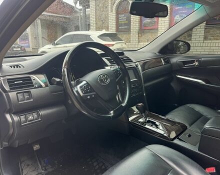 Тойота Камри 2015 в Белой Церкве на Automoto.ua Серый Тойота Камри, объемом двигателя 2.5 л и пробегом 307 тыс. км за 16500 $, фото 9 на Automoto.ua