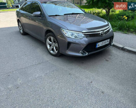 Сірий Тойота Камрі, об'ємом двигуна 2.49 л та пробігом 192 тис. км за 16000 $, фото 4 на Automoto.ua