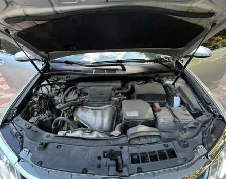 Серый Тойота Камри, объемом двигателя 2.49 л и пробегом 245 тыс. км за 15400 $, фото 16 на Automoto.ua