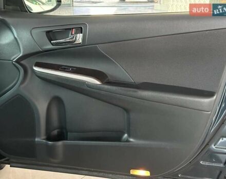 Тойота Камри 2015 в Одессе на Automoto.ua Серый Тойота Камри, объемом двигателя 2.5 л и пробегом 180 тыс. км за 16480 $, фото 21 на Automoto.ua