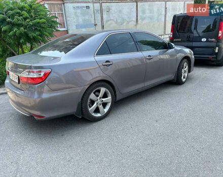 Сірий Тойота Камрі, об'ємом двигуна 2.49 л та пробігом 192 тис. км за 16000 $, фото 3 на Automoto.ua