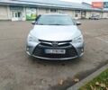 Серый Тойота Камри, объемом двигателя 2.49 л и пробегом 210 тыс. км за 10900 $, фото 1 на Automoto.ua