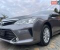 Серый Тойота Камри, объемом двигателя 2.49 л и пробегом 215 тыс. км за 15300 $, фото 2 на Automoto.ua