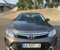 Серый Тойота Камри, объемом двигателя 2.49 л и пробегом 145 тыс. км за 16000 $, фото 2 на Automoto.ua