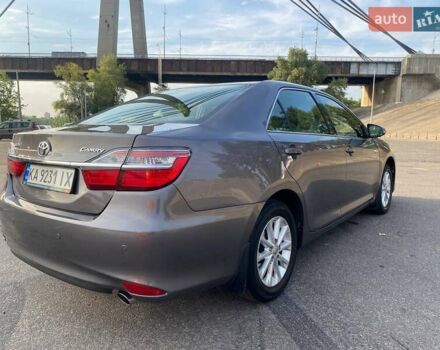 Серый Тойота Камри, объемом двигателя 2.49 л и пробегом 145 тыс. км за 16000 $, фото 17 на Automoto.ua