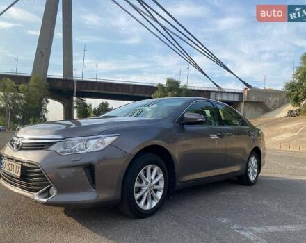 Серый Тойота Камри, объемом двигателя 2.49 л и пробегом 145 тыс. км за 16000 $, фото 8 на Automoto.ua