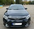 Сірий Тойота Камрі, об'ємом двигуна 2.5 л та пробігом 180 тис. км за 15000 $, фото 1 на Automoto.ua