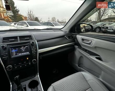 Серый Тойота Камри, объемом двигателя 2.5 л и пробегом 161 тыс. км за 13300 $, фото 22 на Automoto.ua