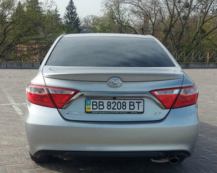 Серый Тойота Камри, объемом двигателя 2.49 л и пробегом 178 тыс. км за 14000 $, фото 18 на Automoto.ua