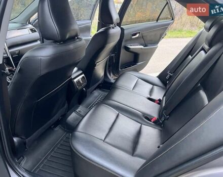 Серый Тойота Камри, объемом двигателя 2.49 л и пробегом 215 тыс. км за 15300 $, фото 26 на Automoto.ua