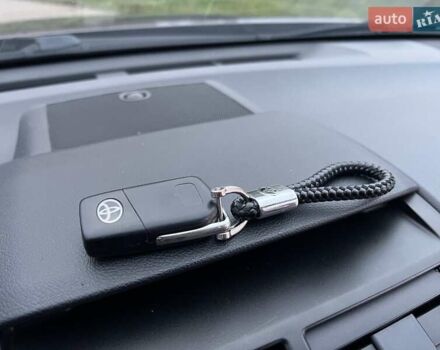 Серый Тойота Камри, объемом двигателя 2.49 л и пробегом 215 тыс. км за 15300 $, фото 19 на Automoto.ua