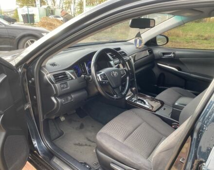 Тойота Камри 2015 в Броварах на Automoto.ua Серый Тойота Камри, объемом двигателя 2.5 л и пробегом 215 тыс. км за 16500 $, фото 7 на Automoto.ua