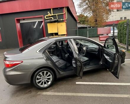 Сірий Тойота Камрі, об'ємом двигуна 2.5 л та пробігом 187 тис. км за 12900 $, фото 13 на Automoto.ua