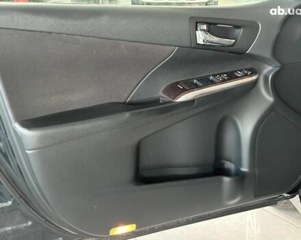 Тойота Камри 2015 в Одессе на Automoto.ua Серый Тойота Камри, объемом двигателя 2.5 л и пробегом 180 тыс. км за 16480 $, фото 10 на Automoto.ua