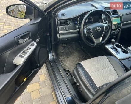 Сірий Тойота Камрі, об'ємом двигуна 2.49 л та пробігом 124 тис. км за 11499 $, фото 3 на Automoto.ua