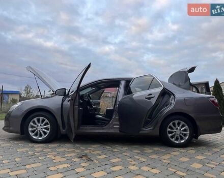 Серый Тойота Камри, объемом двигателя 2.49 л и пробегом 215 тыс. км за 15300 $, фото 9 на Automoto.ua