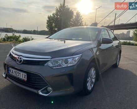 Серый Тойота Камри, объемом двигателя 2.49 л и пробегом 145 тыс. км за 16000 $, фото 9 на Automoto.ua