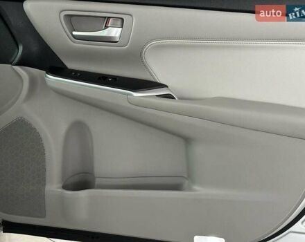 Тойота Камри 2015 в Одессе на Automoto.ua Серый Тойота Камри, объемом двигателя 2.5 л и пробегом 157 тыс. км за 13980 $, фото 25 на Automoto.ua