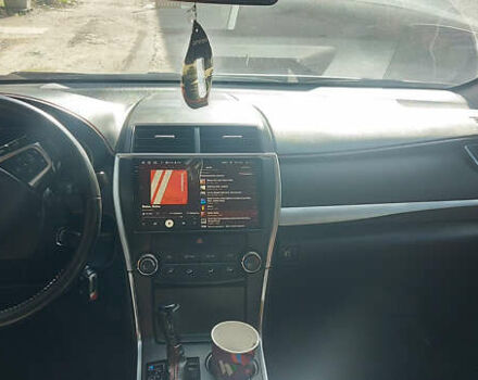 Серый Тойота Камри, объемом двигателя 2.49 л и пробегом 178 тыс. км за 14000 $, фото 11 на Automoto.ua