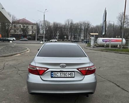 Серый Тойота Камри, объемом двигателя 2.5 л и пробегом 211 тыс. км за 12600 $, фото 5 на Automoto.ua