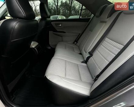 Серый Тойота Камри, объемом двигателя 2.5 л и пробегом 161 тыс. км за 13300 $, фото 14 на Automoto.ua