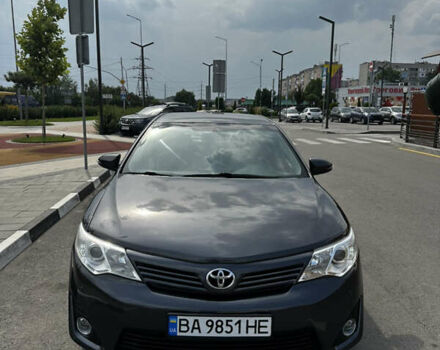 Серый Тойота Камри, объемом двигателя 2.49 л и пробегом 138 тыс. км за 11700 $, фото 2 на Automoto.ua
