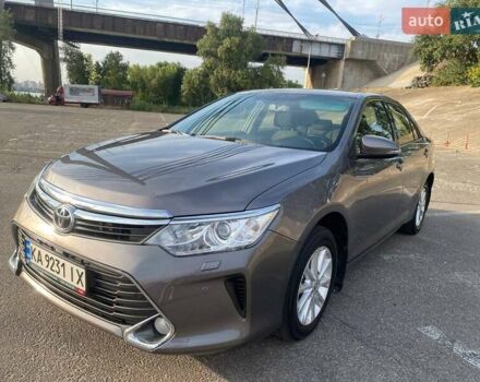 Серый Тойота Камри, объемом двигателя 2.49 л и пробегом 145 тыс. км за 16000 $, фото 1 на Automoto.ua