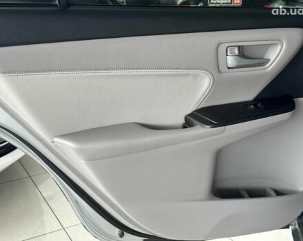 Тойота Камри 2015 в Одессе на Automoto.ua Серый Тойота Камри, объемом двигателя 2.5 л и пробегом 157 тыс. км за 13980 $, фото 18 на Automoto.ua