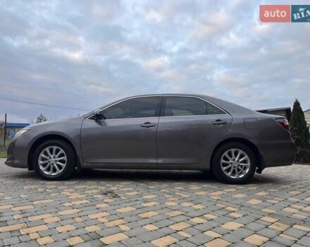 Серый Тойота Камри, объемом двигателя 2.49 л и пробегом 215 тыс. км за 15300 $, фото 6 на Automoto.ua