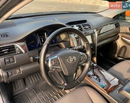 Серый Тойота Камри, объемом двигателя 2.49 л и пробегом 145 тыс. км за 16000 $, фото 24 на Automoto.ua