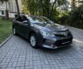 Серый Тойота Камри, объемом двигателя 2.5 л и пробегом 188 тыс. км за 13549 $, фото 1 на Automoto.ua