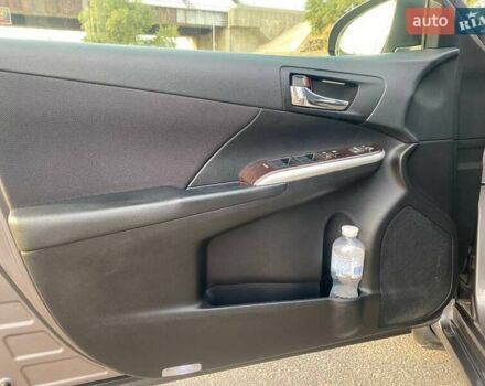 Серый Тойота Камри, объемом двигателя 2.49 л и пробегом 145 тыс. км за 16000 $, фото 21 на Automoto.ua