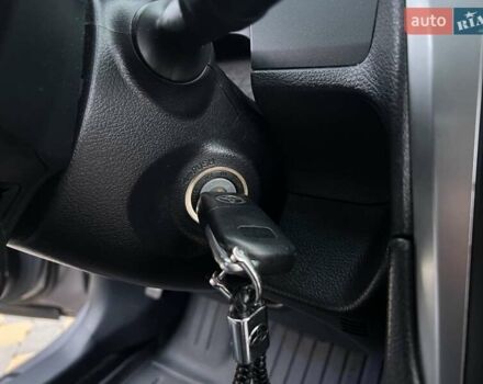 Серый Тойота Камри, объемом двигателя 2.49 л и пробегом 215 тыс. км за 15300 $, фото 18 на Automoto.ua