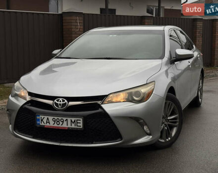 Серый Тойота Камри, объемом двигателя 2.49 л и пробегом 292 тыс. км за 10999 $, фото 4 на Automoto.ua