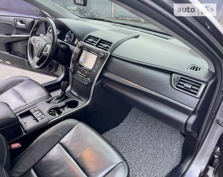 Серый Тойота Камри, объемом двигателя 2.5 л и пробегом 175 тыс. км за 21900 $, фото 52 на Automoto.ua