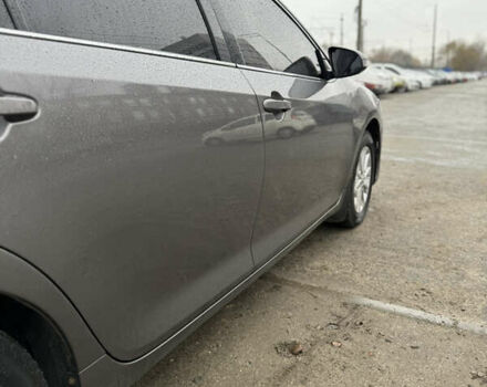 Серый Тойота Камри, объемом двигателя 2.49 л и пробегом 210 тыс. км за 14650 $, фото 23 на Automoto.ua