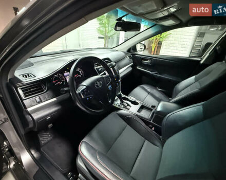 Серый Тойота Камри, объемом двигателя 2.49 л и пробегом 106 тыс. км за 12999 $, фото 68 на Automoto.ua