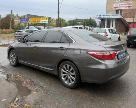 Сірий Тойота Камрі, об'ємом двигуна 2.5 л та пробігом 189 тис. км за 12500 $, фото 5 на Automoto.ua