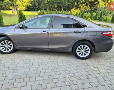 Сірий Тойота Камрі, об'ємом двигуна 2.49 л та пробігом 225 тис. км за 16550 $, фото 11 на Automoto.ua