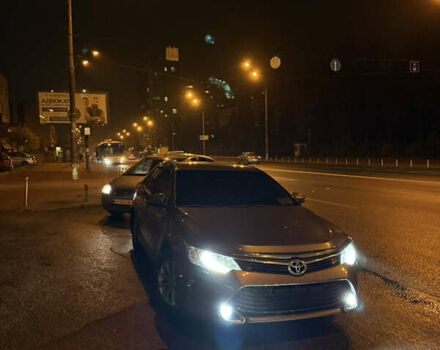 Серый Тойота Камри, объемом двигателя 2.49 л и пробегом 210 тыс. км за 14650 $, фото 27 на Automoto.ua