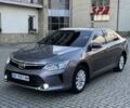 Серый Тойота Камри, объемом двигателя 2.5 л и пробегом 200 тыс. км за 14700 $, фото 1 на Automoto.ua