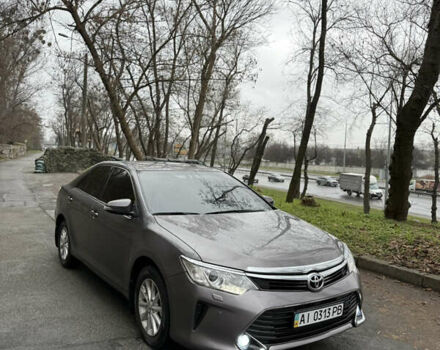 Серый Тойота Камри, объемом двигателя 2.49 л и пробегом 210 тыс. км за 14650 $, фото 5 на Automoto.ua
