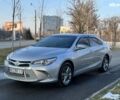 Серый Тойота Камри, объемом двигателя 2.5 л и пробегом 145 тыс. км за 14300 $, фото 1 на Automoto.ua