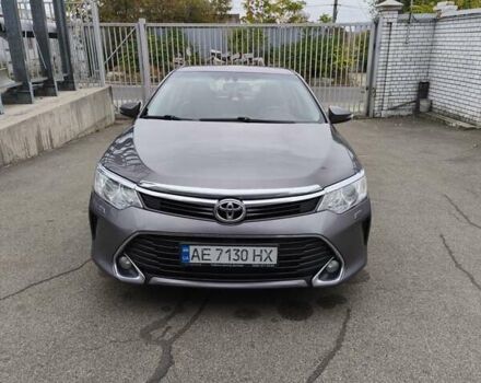 Сірий Тойота Камрі, об'ємом двигуна 2.49 л та пробігом 288 тис. км за 15000 $, фото 5 на Automoto.ua